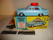 CORGI 236 AUSTIN A60 DE LUXE SALOON MOTOR SCHOOL CAR - NR MINT in original BOX