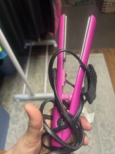 mini travel flat iron hair straightener