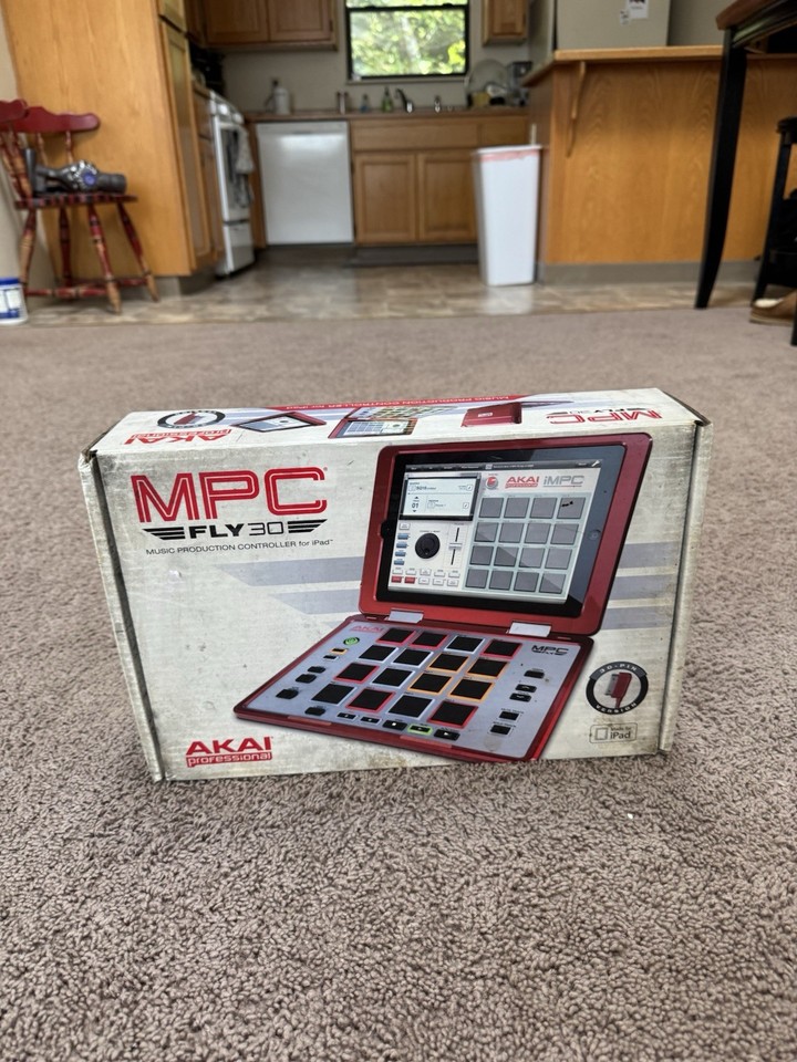 Akai MPC Fly 30 Music Production Controller For iPad w/Box Power Supply ...