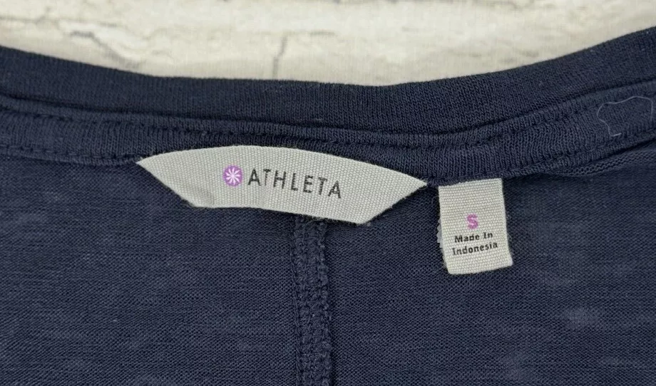 athleta fitted workout running preppy sporty athleisure shirt