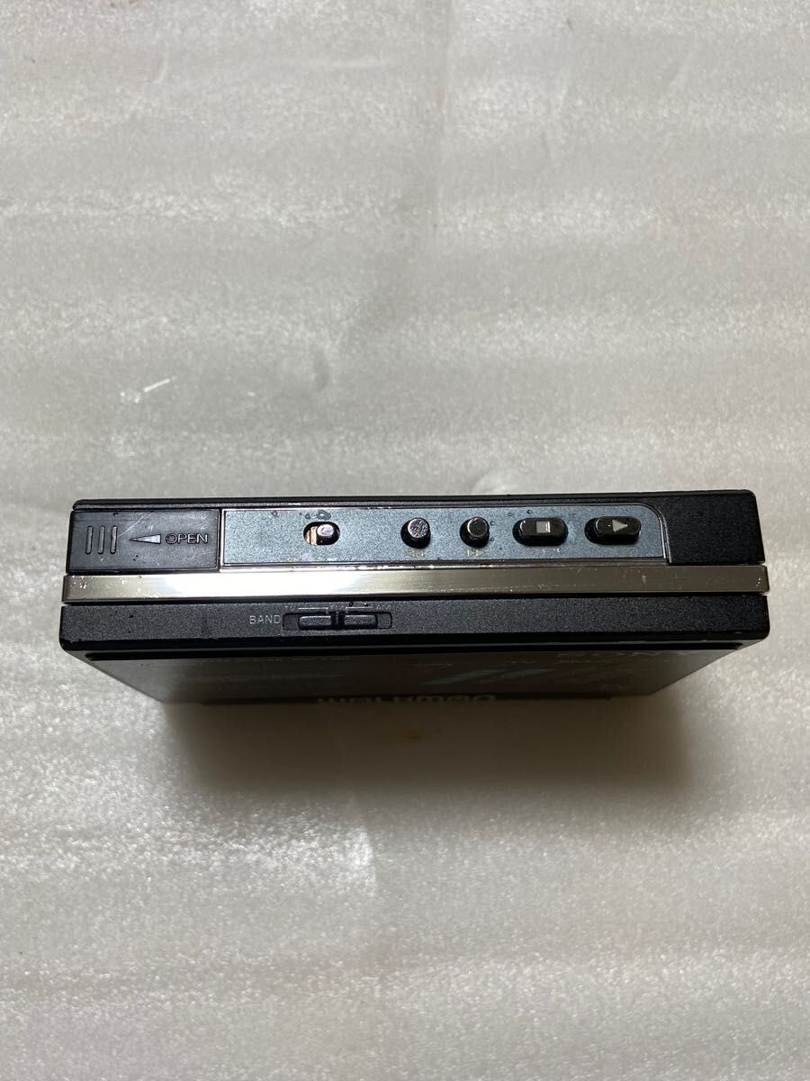 Sony WM-501 Portable Cassette Player Walkman Black Vintage Sony WM-501 Portable Cassette Player Walkman Black Vintage