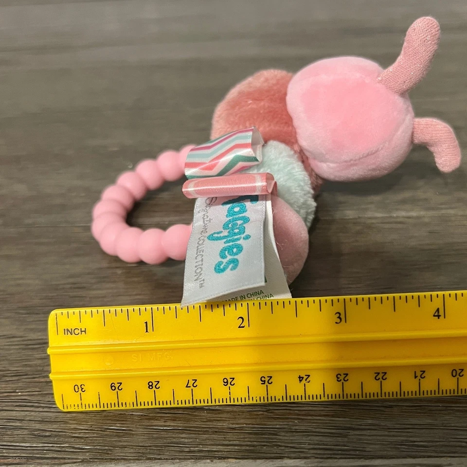 Mary Meyer Taggies Camilla Oruga Mordedor Sonajero - 6′′ Foto 4 de 4