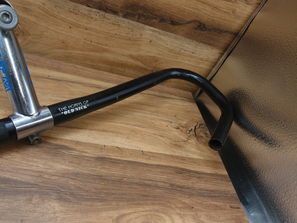 Manillar ITM bullbar + vástago de pluma ITM hecho en Italia 1994 25,4 mm Foto 4 de 4