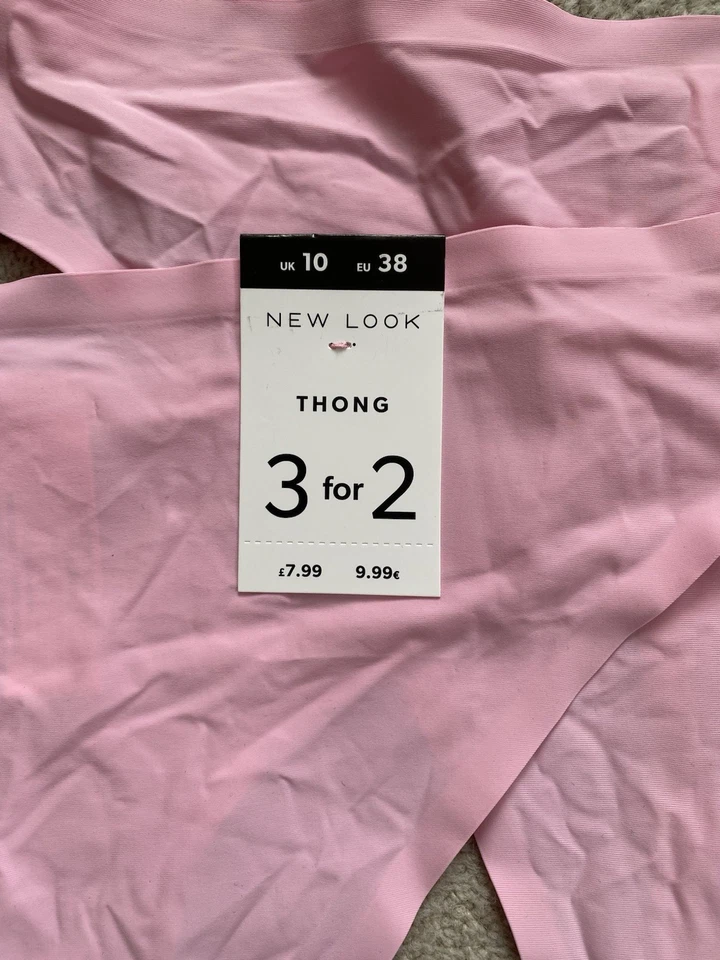 New Look Bubblegum Pink Bra and Thongs Set Size 34b and 10 In Thongs Size 10 - Image 3 of 4