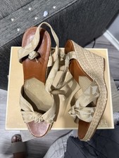 Michael Kors MK Pacific Quarter Strap Wedges Sz 11