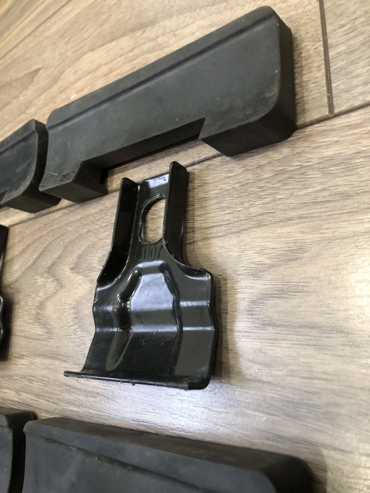 π¨π¦ Thule 1579 (141579) fit kit for Kia Forte 2008 - 2013 - Image 3 of 4