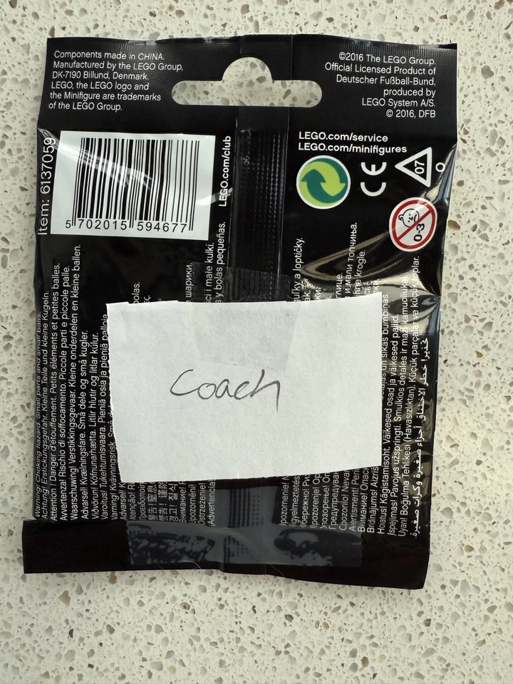 Complete Set of (16) Lego Deutscher Soccer DFB Minifigures 71014 - UNSEALED  - Image 4 of 4