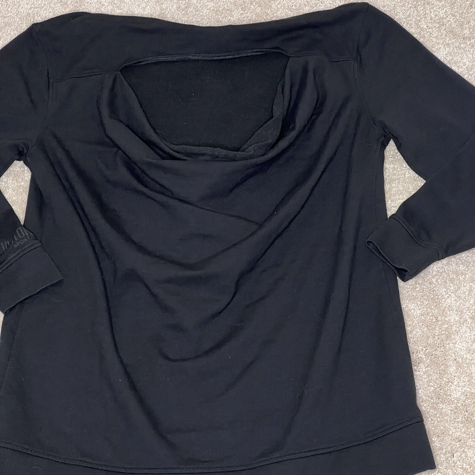 UNDERCOVER Felpa con cappuccio Victoria's Secret Victoria Sport nera donna grande schiena aperta