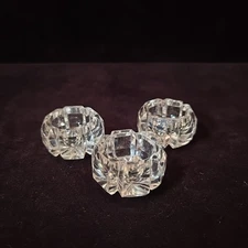 Vintage Glass Open Salt Dip Dishes 1.5” Set of 3 - Chips And Breaks
