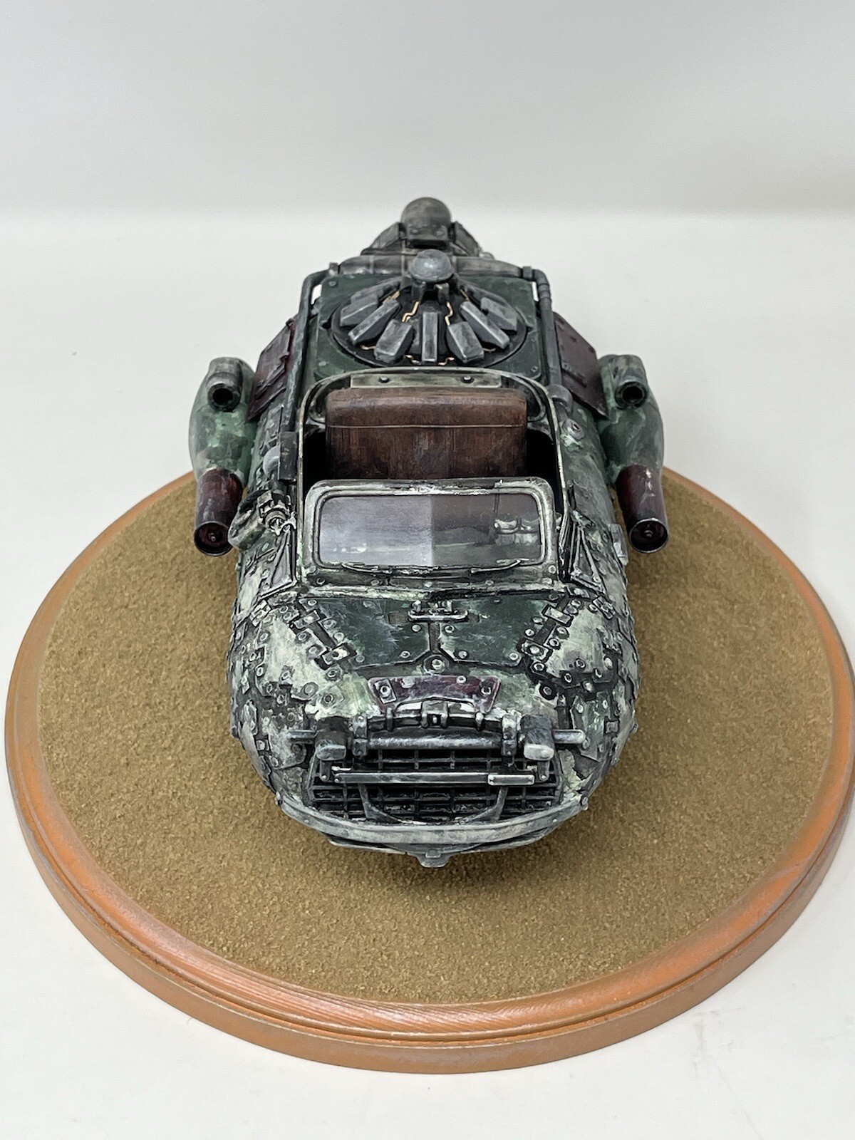 Picture 4 of 15