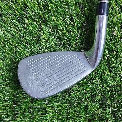 Wilson Launchpad Pitching Wedge 1 Zoll kürzer KBS Tour 80 Regular Flex Schaft