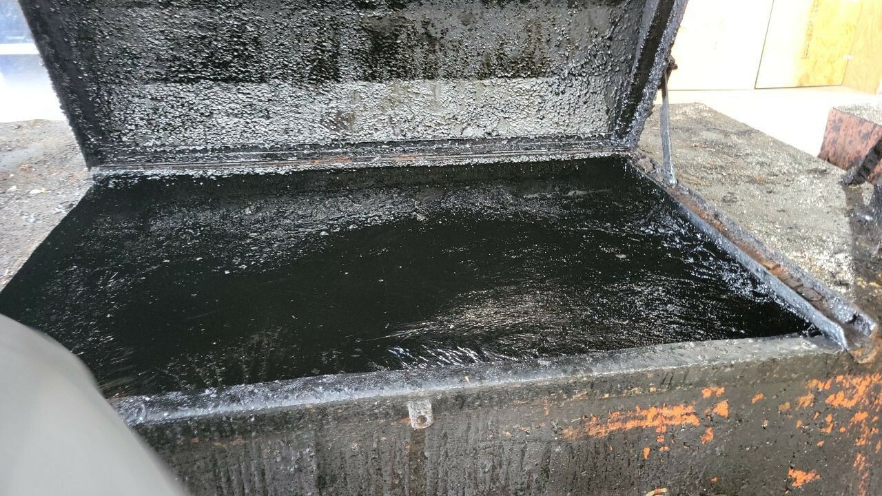 hot tar kettle 400 gallons, new motor and will need new tires eBay