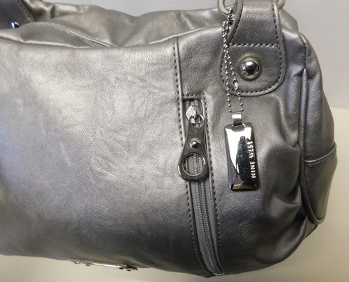 Cartera de hombro Nine West Gun de metal plateado gris bolso de mano - Imagen 6 de 12