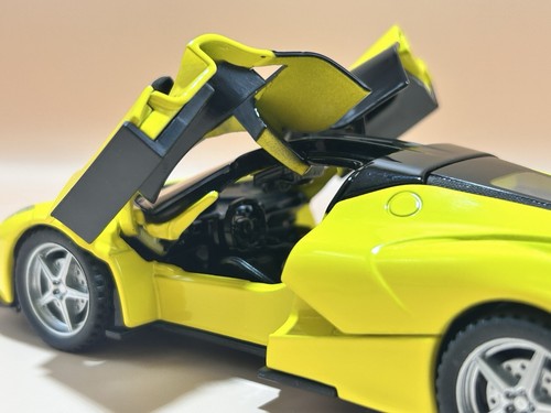 1:32 Ferrari Laferrari High Simulation Diecast Metal Alloy Model car Sound Light - Picture 7 of 12