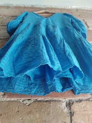 Ladies dress with eyelet pattern 100% cotton knee length dress 38-40 as new