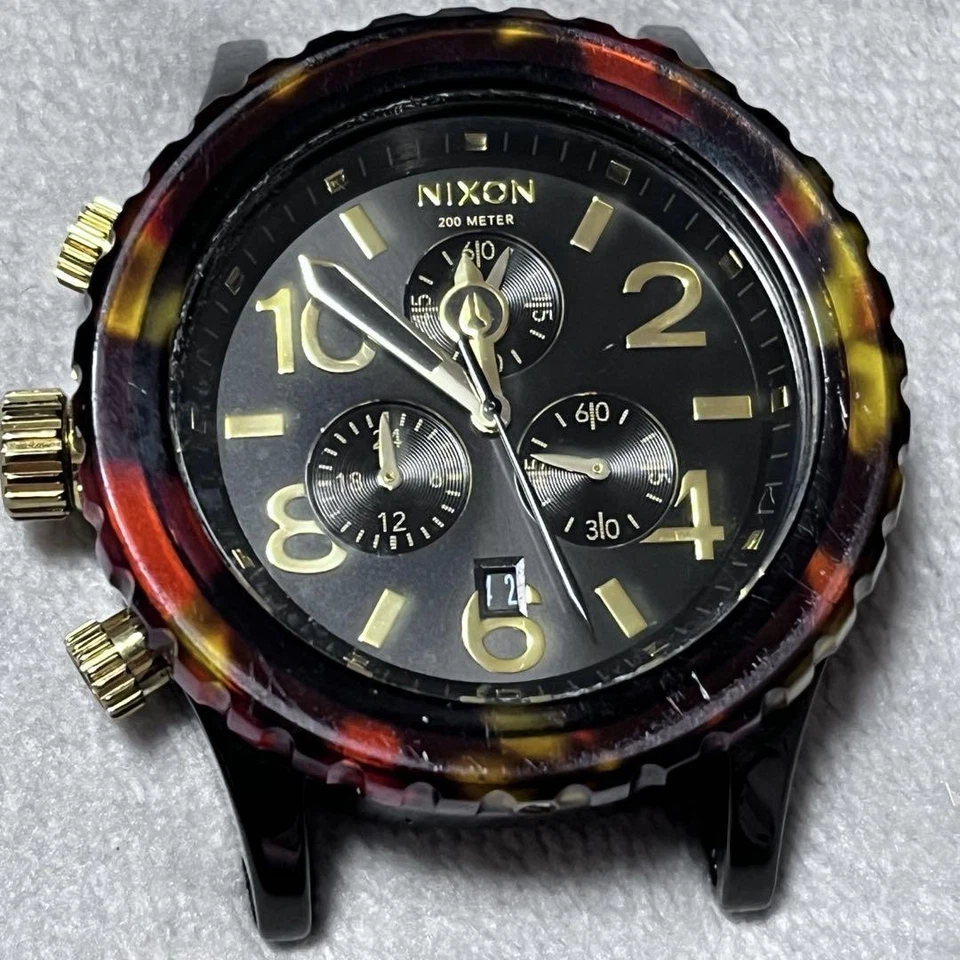Elegante Reloj NIXON 42-20 CRONO Negro Multicolor 200m Resistente al Agua Foto 2 de 4