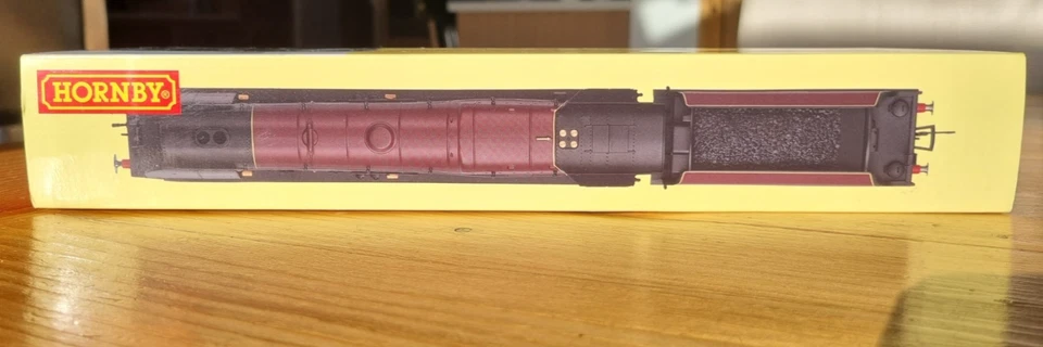 Hornby R3241 BR Crimson 4-6-2 Princess Coronation Class 46236 City of Bradford - Image 3 of 4