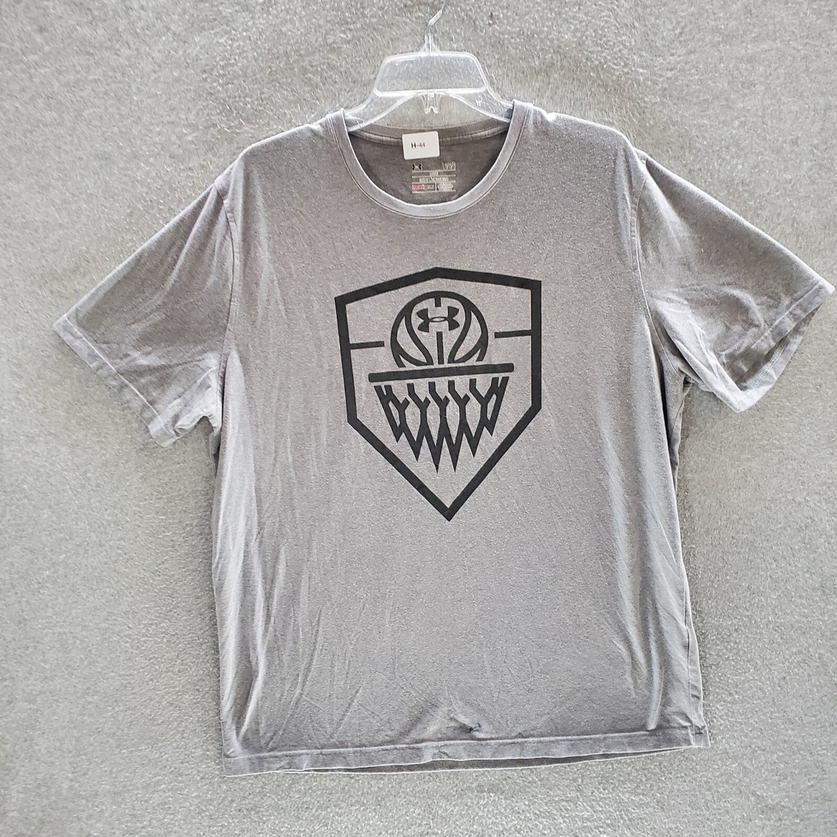 Under Armour Men T-Shirt Large Gray Logo Graphic Basketball Hoops