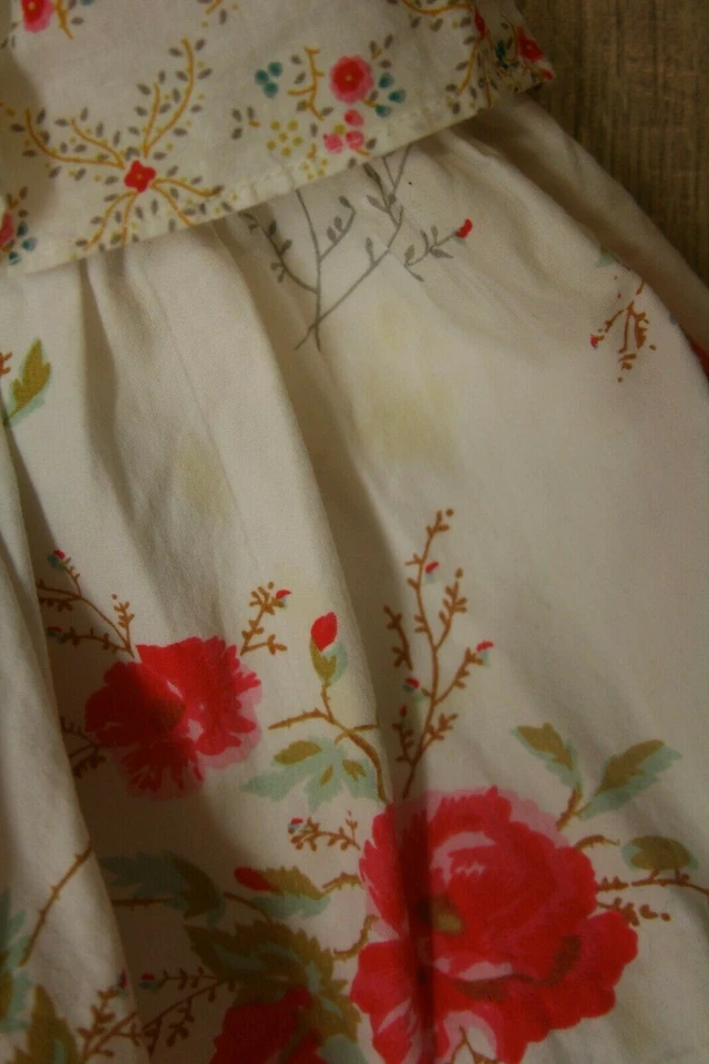 Vestido de sol Room Seven niñas talla 128 (8) usado en excelente estado con ligeras manchas Foto 4 de 4