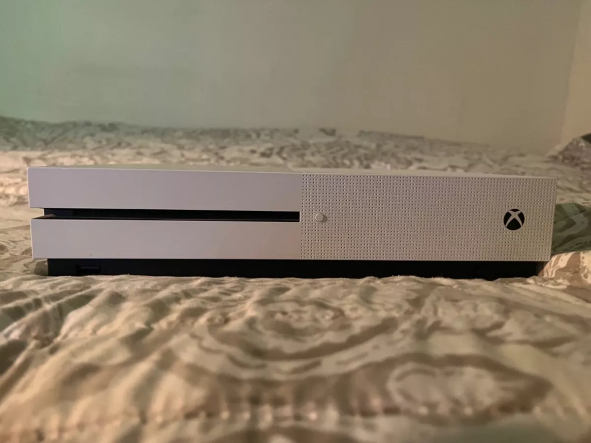 Microsoft ZQ9-00001 Xbox One S 500GB Console