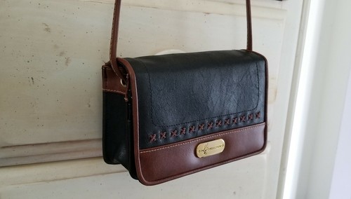 Kathie Lee KL Collection Crossbody Purse / Handbag . Glasses Pocket & Key Holder - Picture 2 of 12