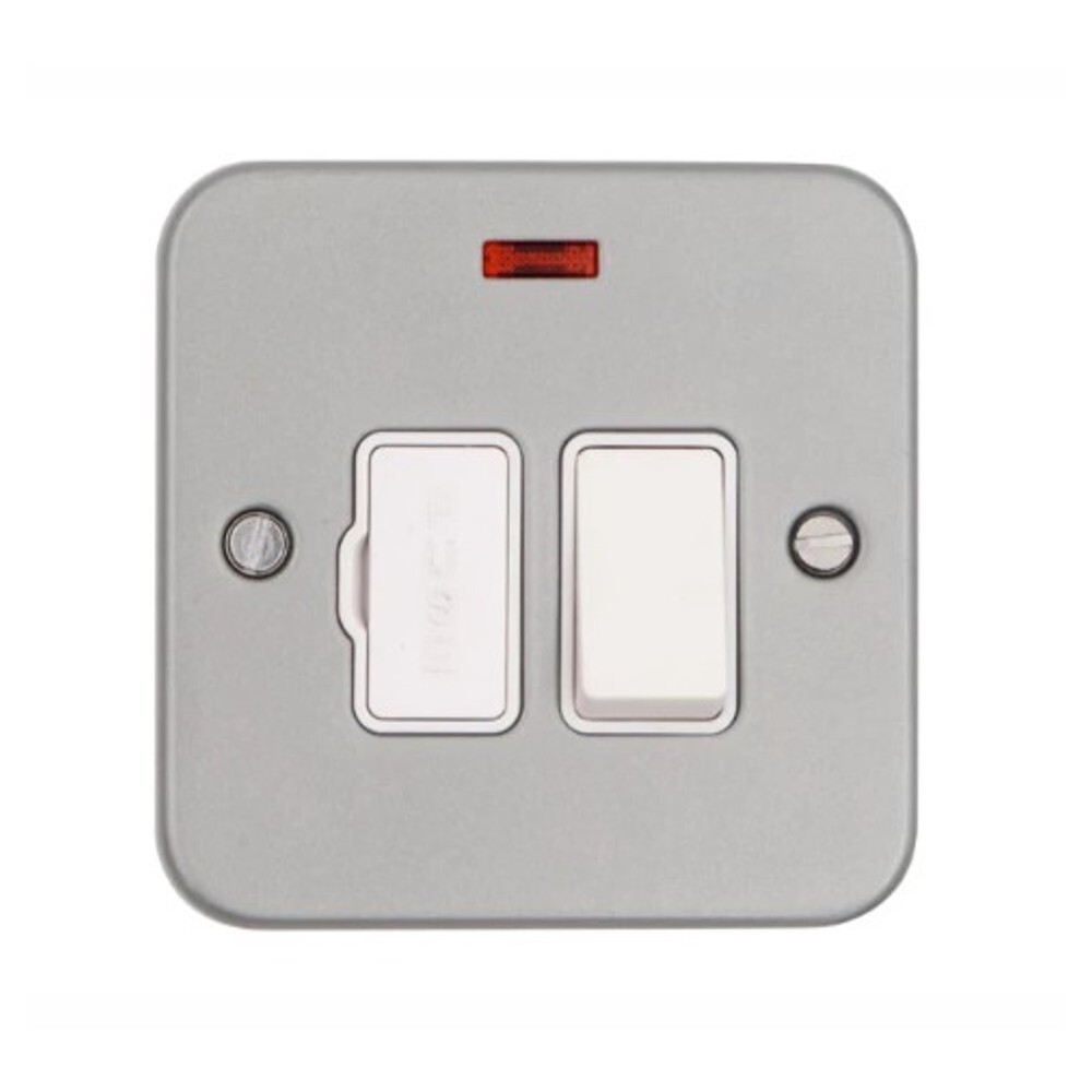 Vimark VM1371 Metalclad 13A Switched Fused Spur with Neon