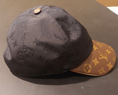 Louis Vuitton M76529 LV Get Ready Baseball Cap Size Large Louis Vuitton M76529 LV Get Ready Baseball Cap Size Large