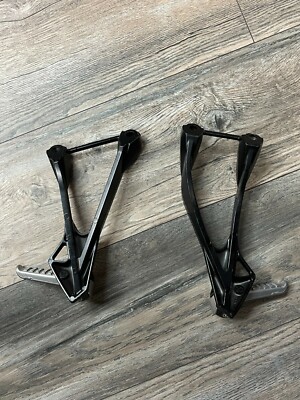 Black Passenger footrest peg Kawasaki 636 ZX6R 05 2006 ADC3 0145