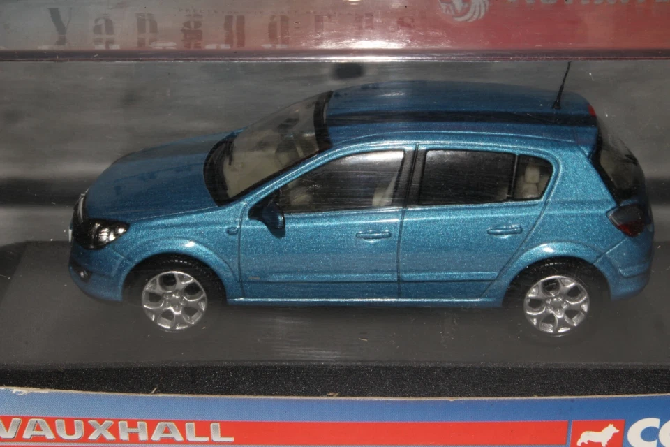 Vanguards/Corgi, Vauxhall Astra SXi Sedan, 1/43 Scale, Boxed - Image 2 of 4