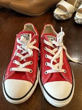 Converse Youth Size 3 Chuck Taylor All Star Low Red Sneakers