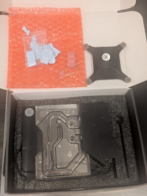 EKWB EK-Quantum Momentum² Gigabyte Aorus Z690 Master D-RGB Plexi Monoblock
