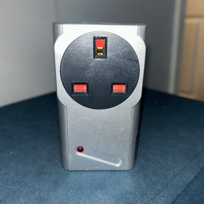 Byron RS3 Stecker