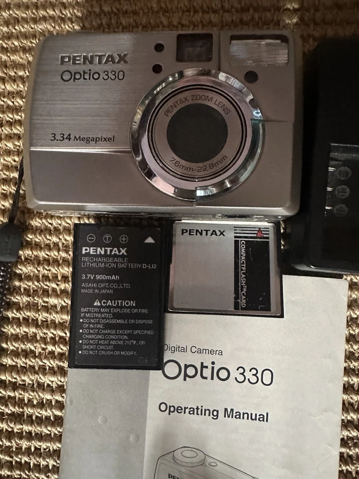 PENTAX Optio 330 3.34 MP Digital Camera Silver WORKS RR - Image 2 of 4