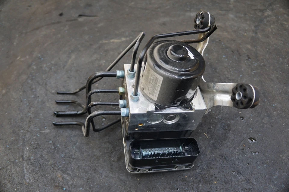 Bomba de freno ABS ANTIBLOQUEO 34517846159 OEM BMW M5 F10 2012-16 M6 F12 2012-2019 Foto 4 de 4