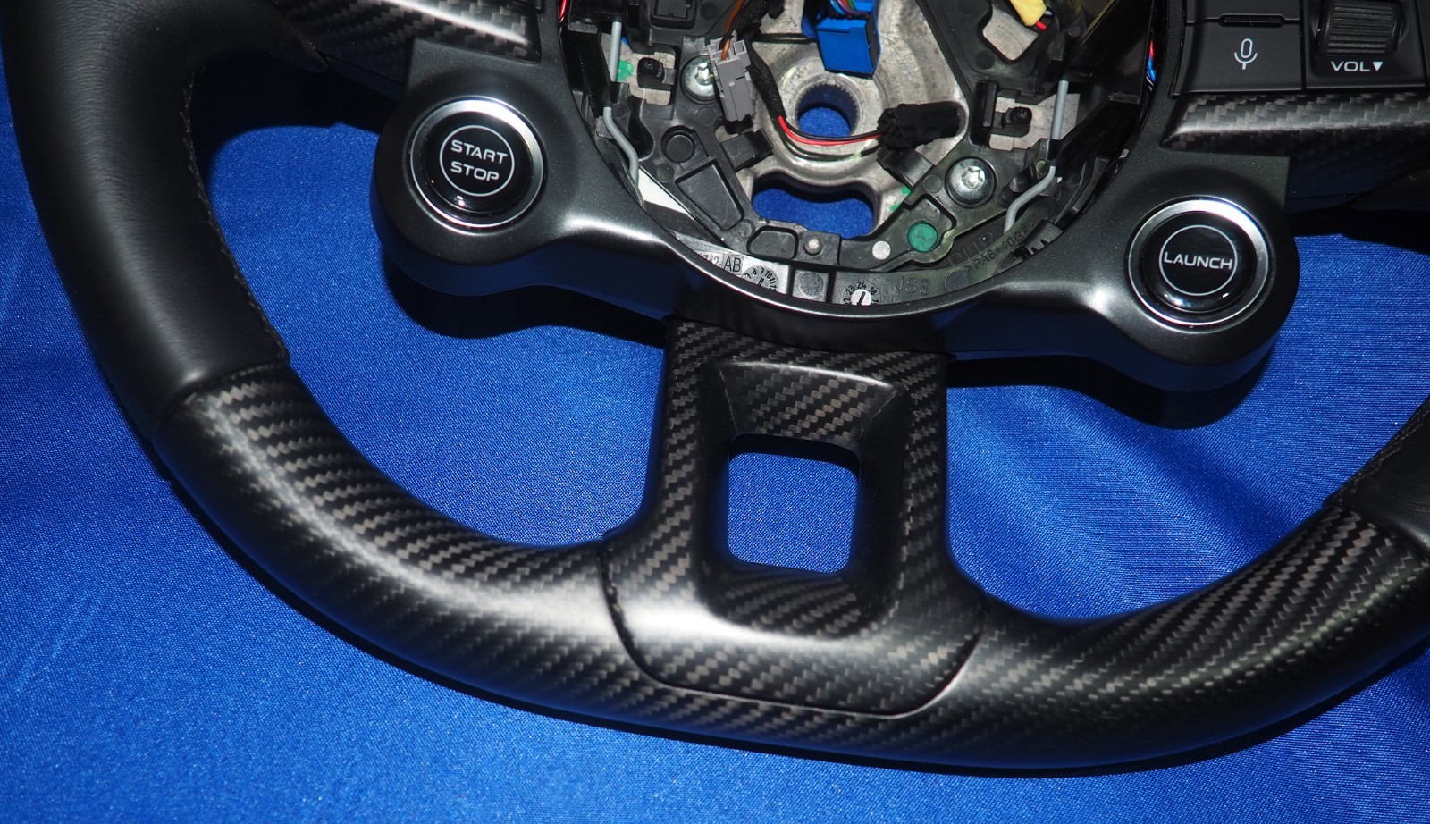 2022-2026 Maserati MC20 MCPura Steering Wheel Leather & Carbon Fiber OEM *Note*