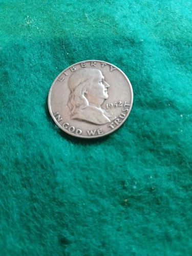 1952 d ben franklin half dollar