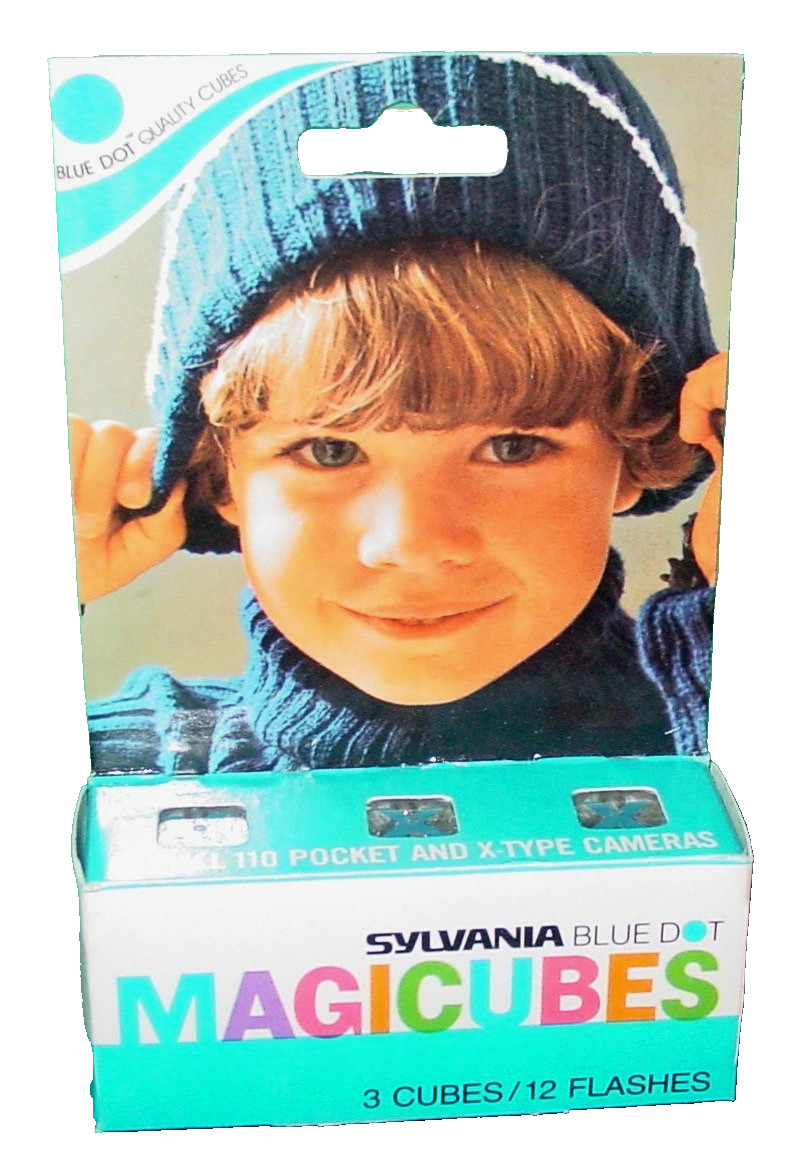 VTG Sylvania Blue Dot MAGICUBES 3 Cubes 12 Flashes Camera Cubes 91242 NOS USA