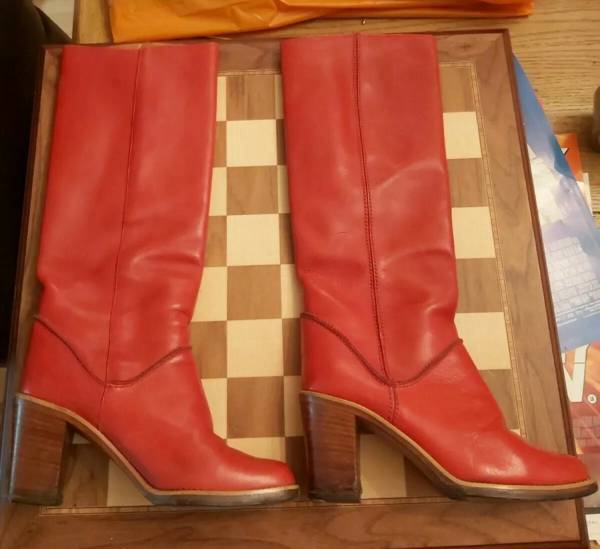 Size 11 red boots sale