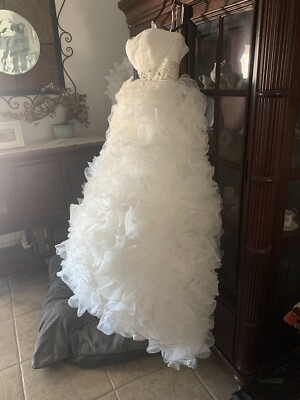 Justin Alexander Wedding Dress Ruffled Skirt Corset Beaded Top