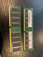Crucial PC-2700 1GB DIMM 333 MHz DDR SDRAM Memory (CT12864Z335)