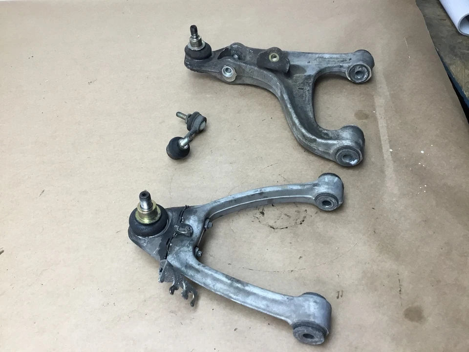 Juego de 3 brazos de control de suspensión delantera derecha Maserati Coupe GT 2003 02-06;:O Foto 2 de 4