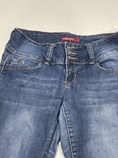 YMI WannaBettaButt Women  s Jeans Size 9   Blue Denim