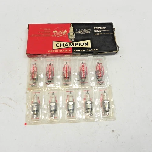 CHAMPION BOX OF 10 2 CYCLE ENGINES HOME EQUIPMENT SPARK PLUG NOS LOT #J-8J