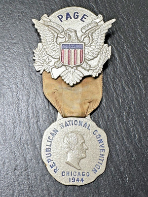 1944 REPUBLICAN NATIONAL CONVENTION CHICAGO PAGE BADGE N30