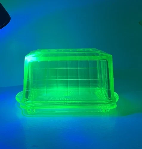Anchor Hocking Uranium Glass Butter Dish Block Optic Green Depression Glas Glows
