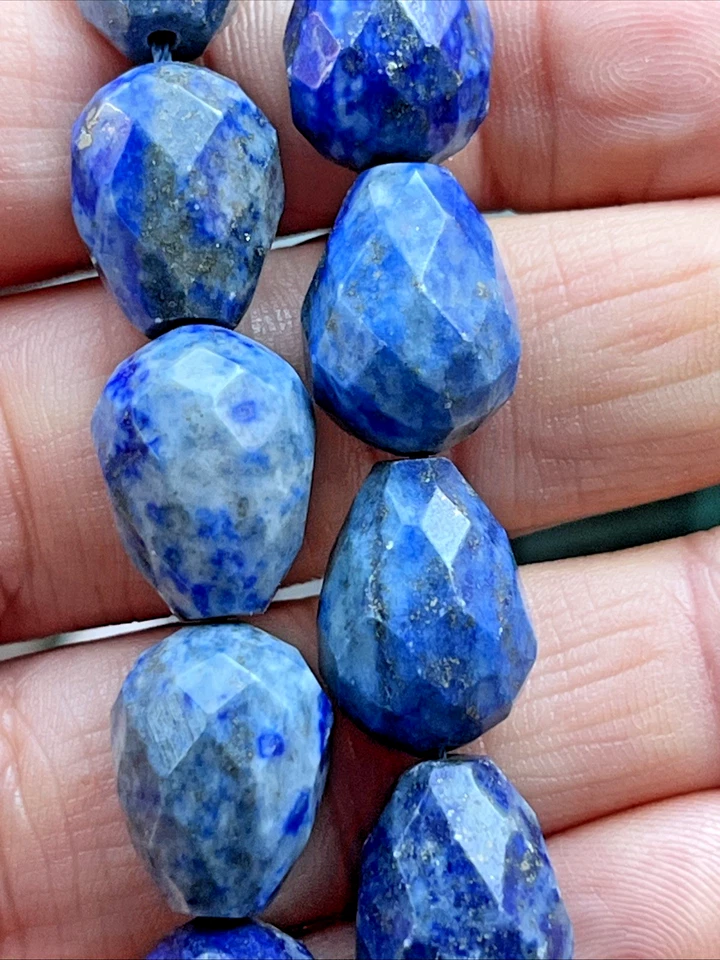 Lapislazuli Perlen Tränen Tropfen facettiert 25 Stk 15 mm Edelstein Kristall DIY - Bild 2 von 4