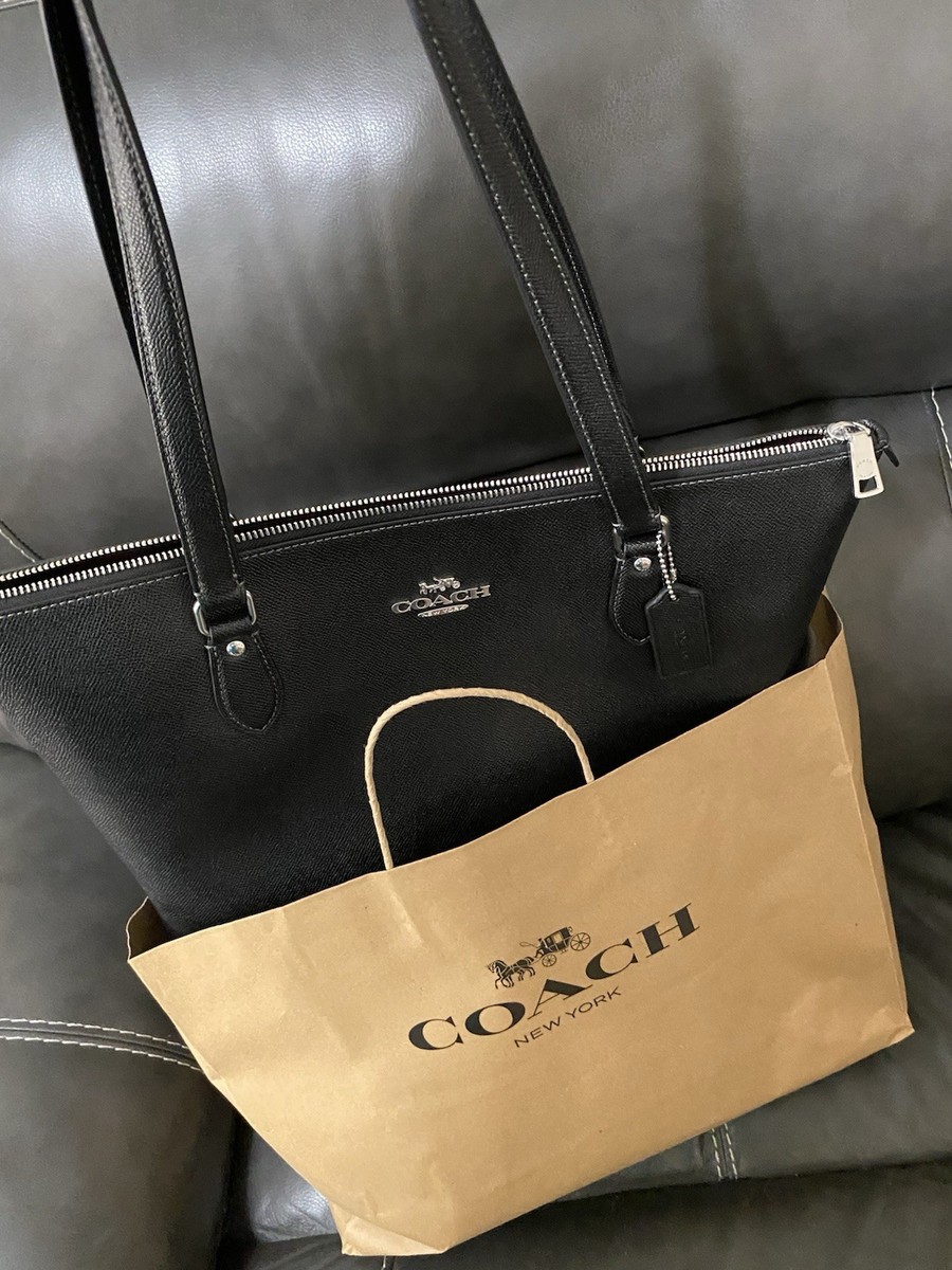 coach ♡ COACH 87591 IM/KHAKI BLOSSOM $39 - WWW.TINGTINGCHEN.COM