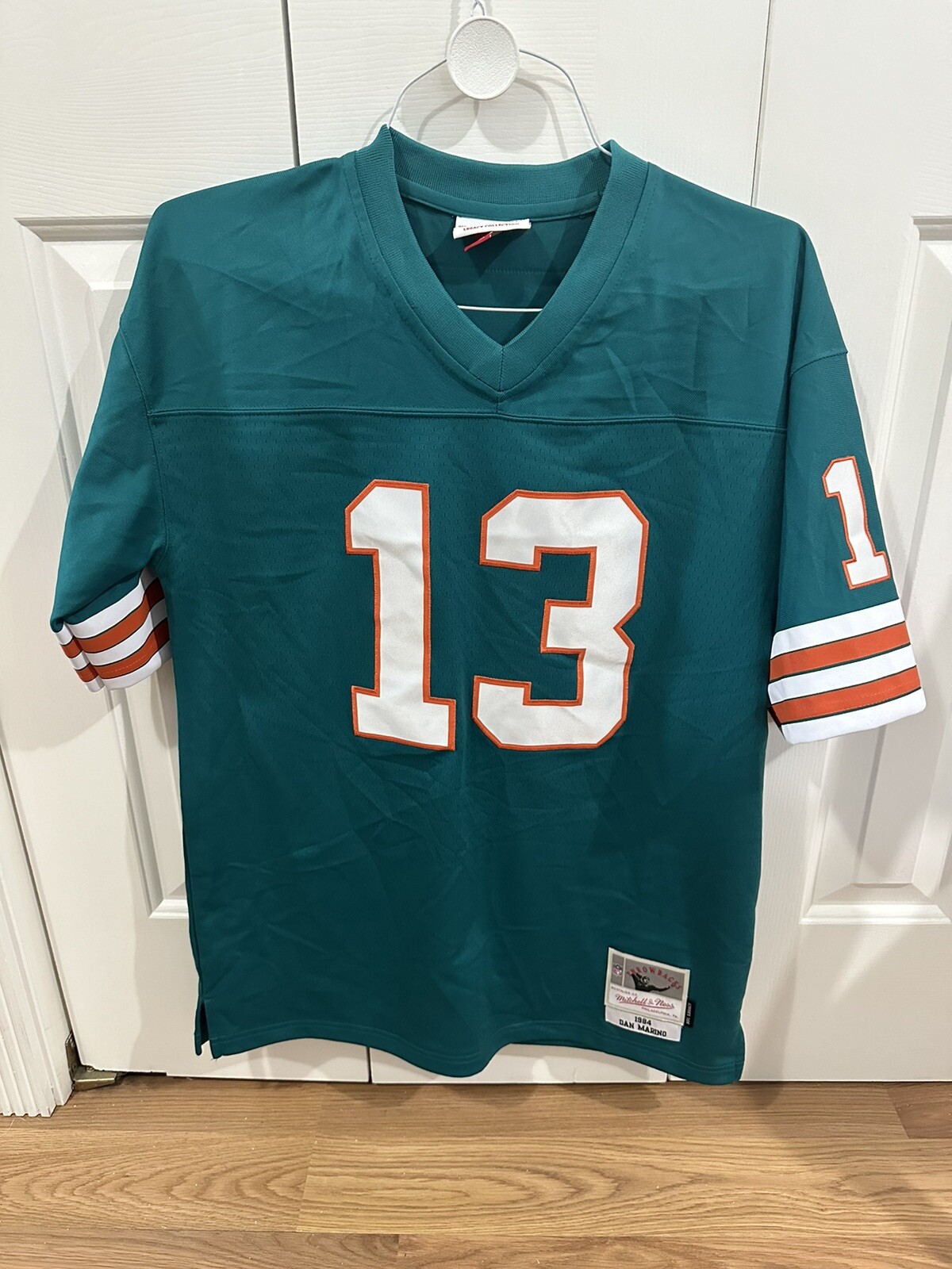 Picture 1 of 5