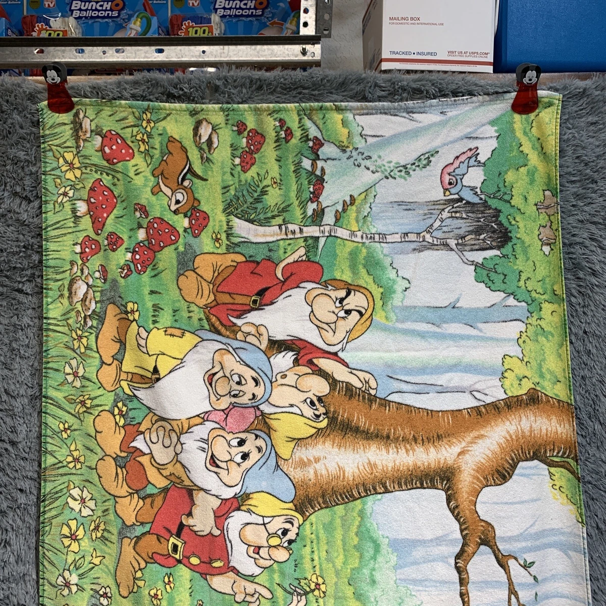 RARE VINTAGE Disney s Snow White and the Seven Dwarfs Beach Towel