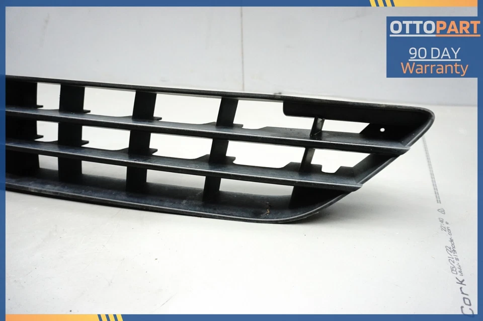 Оригинальная крышка решетки переднего бампера 2006-2010 MERCEDES-BENZ W251 R320 R350 A2518850553 - Изображение 2 из 4